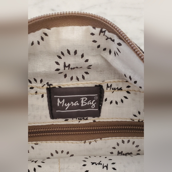 Myra -  Crossbody Bag - Picture 3 of 7